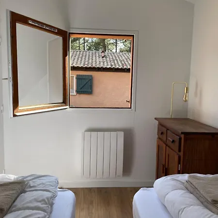 Tatil Evi La Pinede - Sejour Ideal Entre Et Du Samedi Au Samedi En Juillet Et Aout *