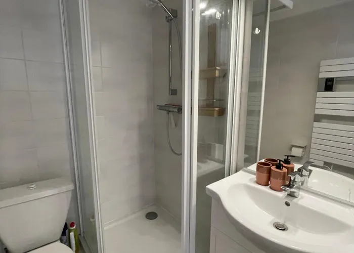 Semesterbostad La Pinede - Sejour Ideal Entre Et Du Samedi Au Samedi En Juillet Et Aout